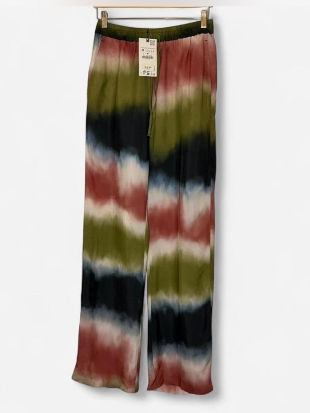 Zara - Picture 2 of 5